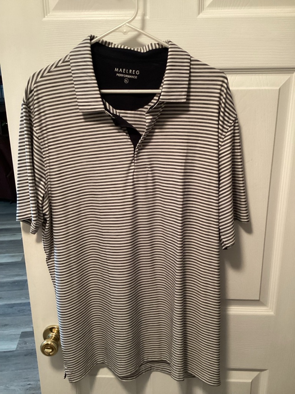 Maelreg golf polo men’s size XL